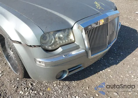 2005 Chrysler 300C из США, поврежденный, VIN 2C3AA63H95H136317